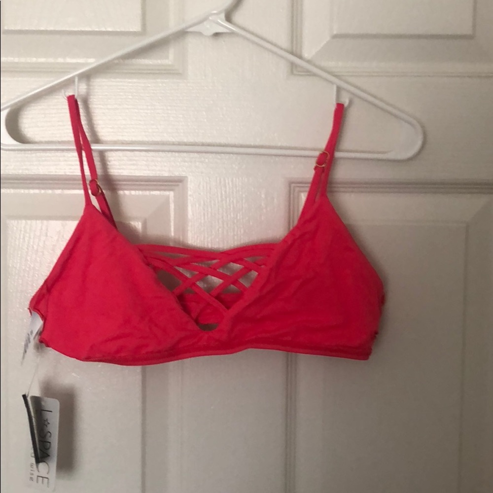 *BRAND NEW w/ Tags* L Space Bikini Top